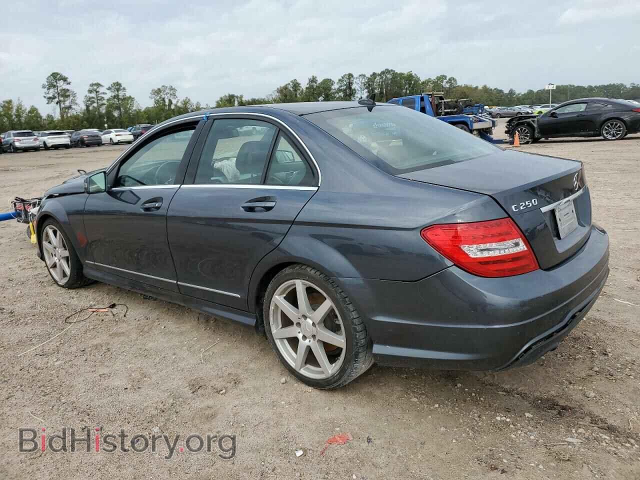 2013 MERCEDES-BENZ C-CLASS - VIN: WDDGF4HBXDA760193 - Фото 2