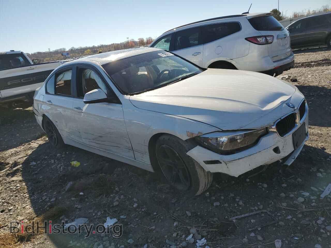 2014 BMW 3 SERIES - VIN: WBA3B3C52EJ981592 - Фото 4