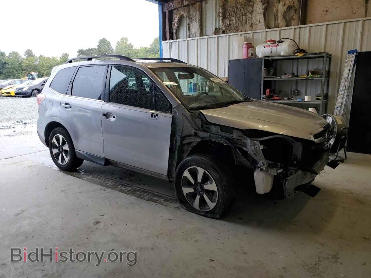2017 SUBARU FORESTER - VIN: JF2SJAJC8HH409902 - Фото 4