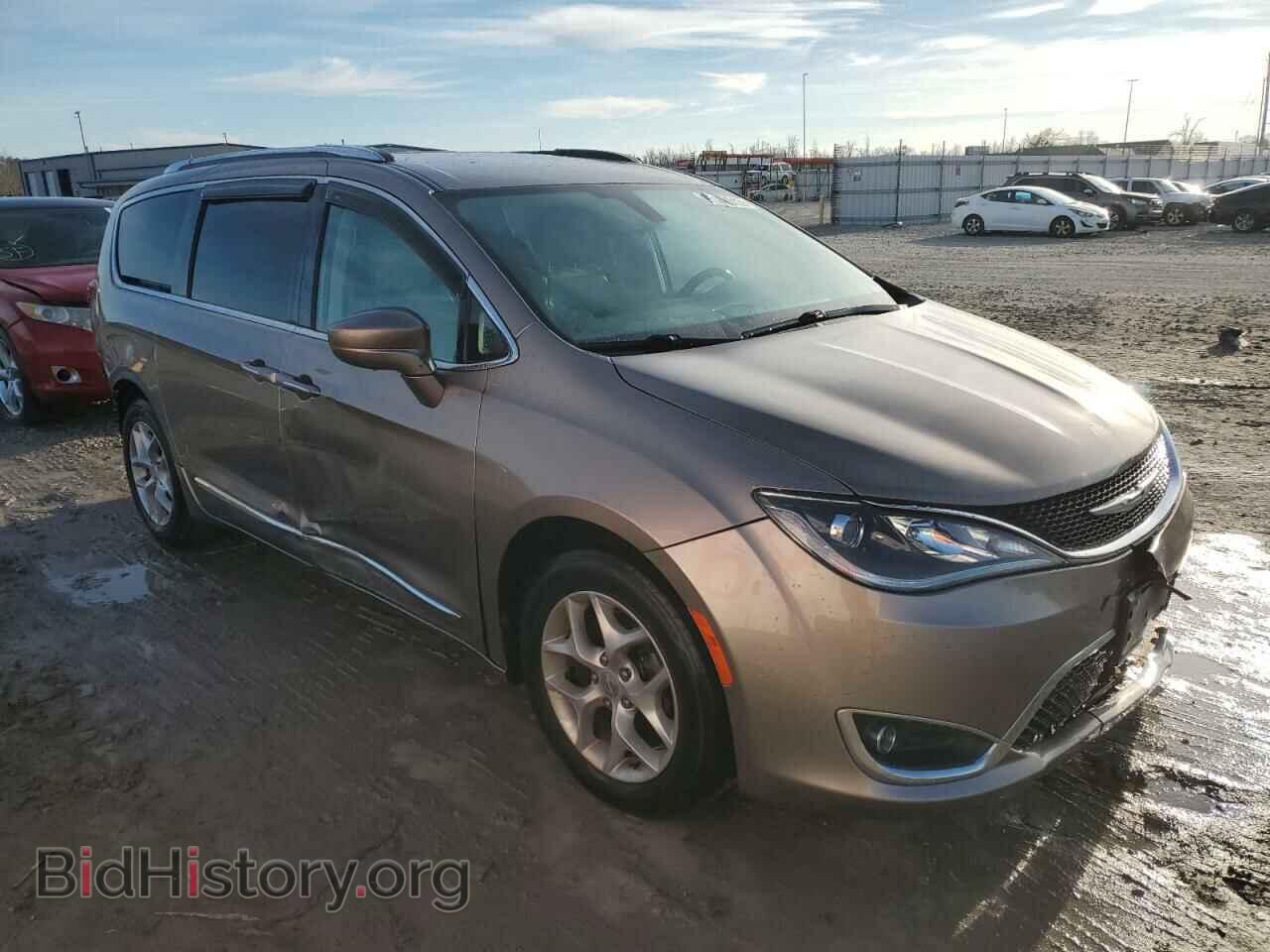 2017 CHRYSLER PACIFICA - VIN: 2C4RC1EG4HR676995 - Фото 4