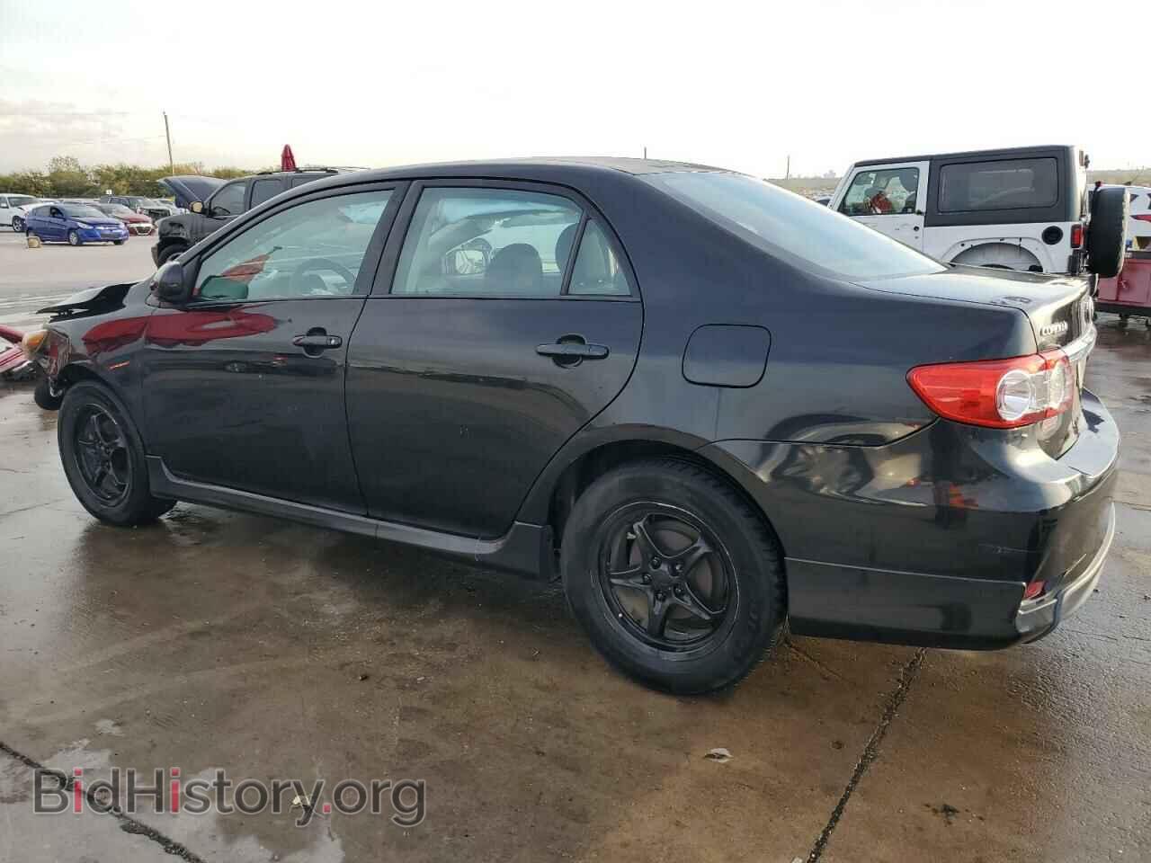 2011 TOYOTA COROLLA - VIN: 2T1BU4EE5BC574806 - Фото 2
