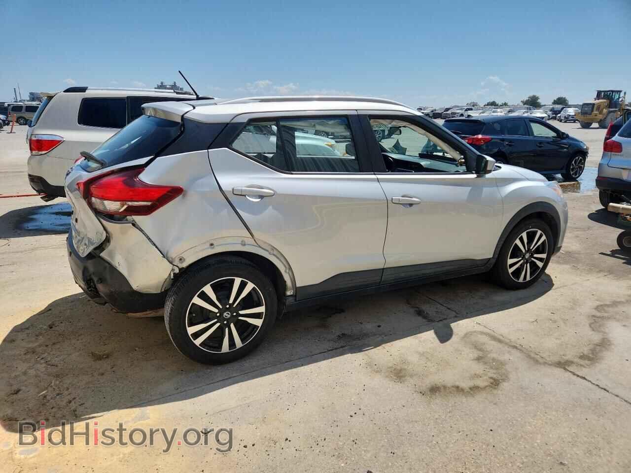 2020 NISSAN KICKS - VIN: 3N1CP5CV4LL490384 - Фото 3