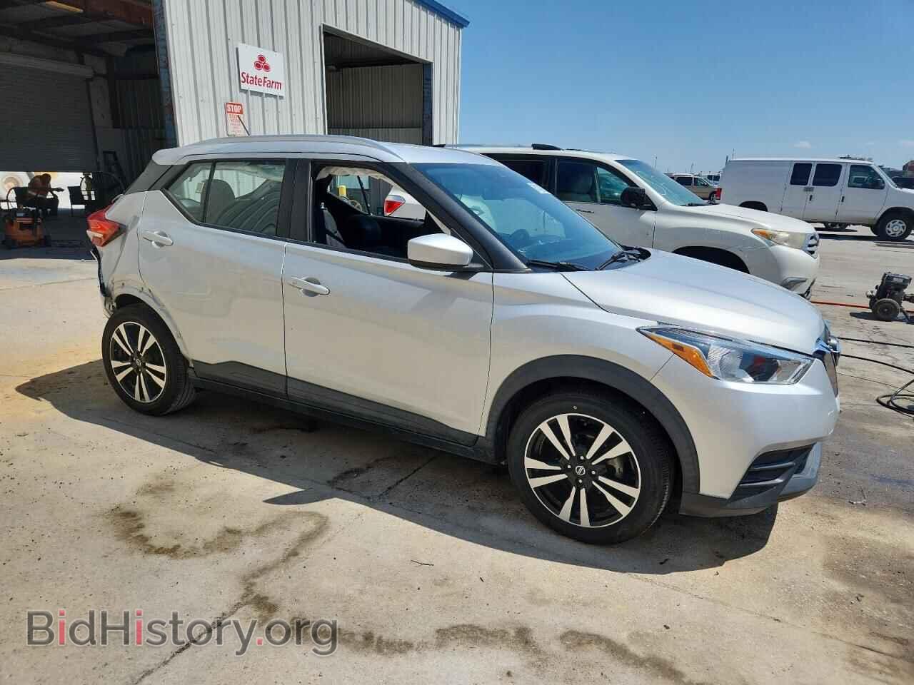 2020 NISSAN KICKS - VIN: 3N1CP5CV4LL490384 - Фото 4