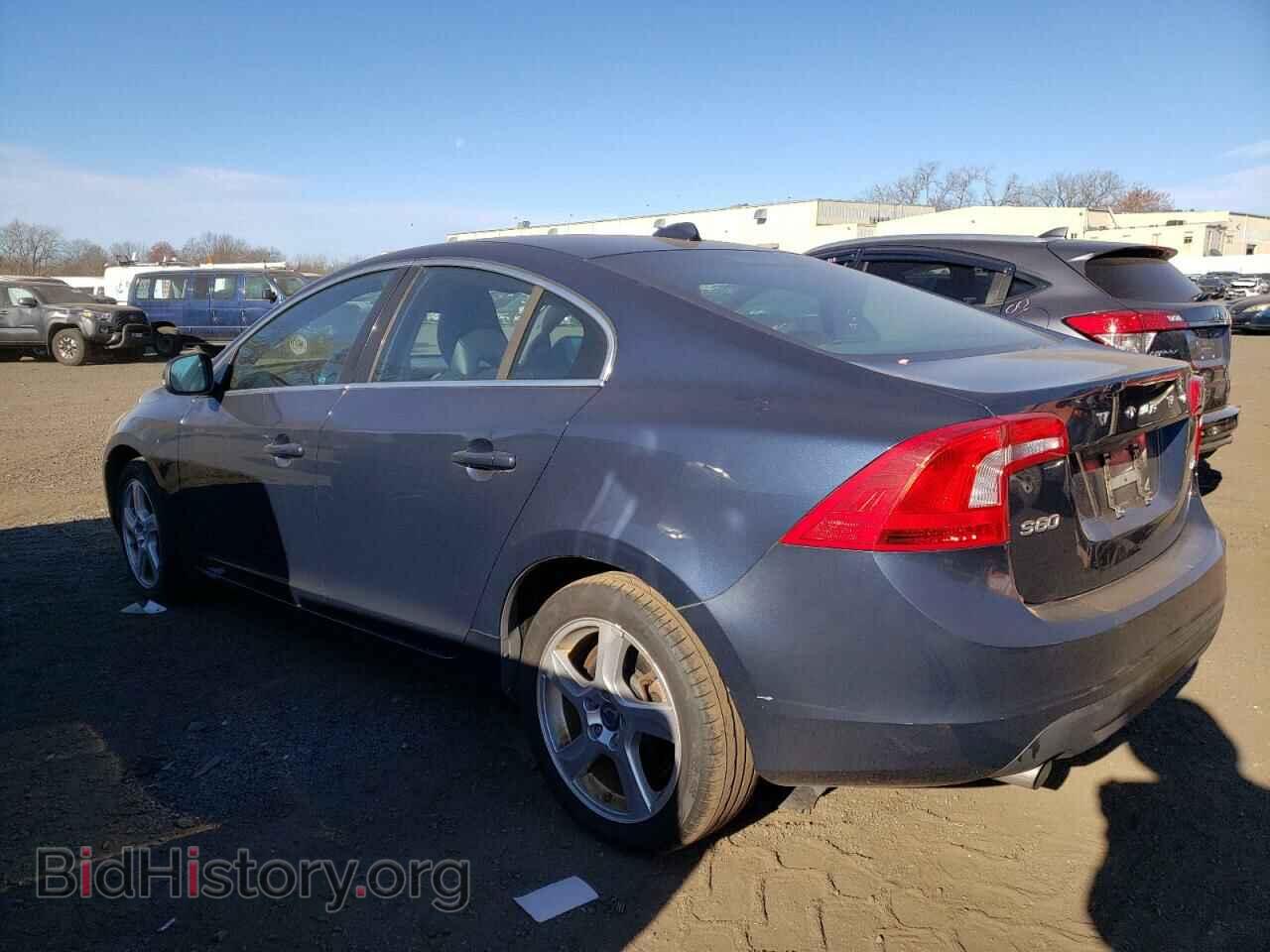 2012 VOLVO S60 - VIN: YV1622FS8C2105042 - Фото 2