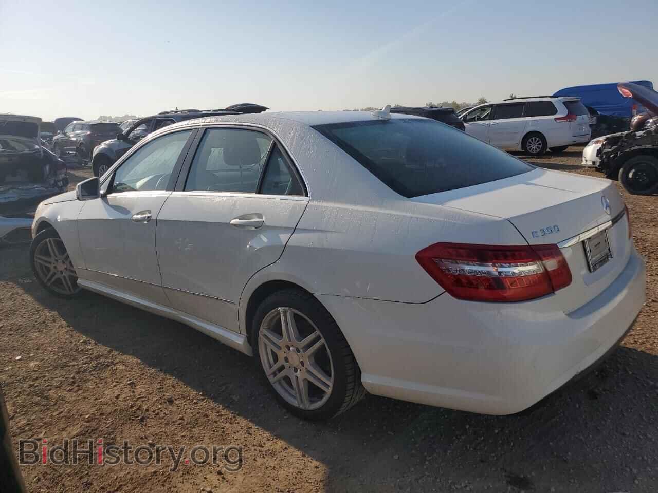 2011 MERCEDES-BENZ E-CLASS - VIN: WDDHF8HB7BA309537 - Фото 2