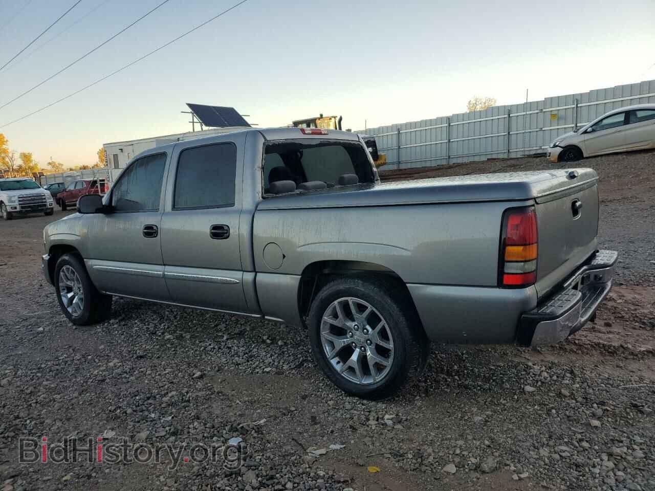 2007 GMC SIERRA - VIN: 2GTEC13V571127979 - Фото 2
