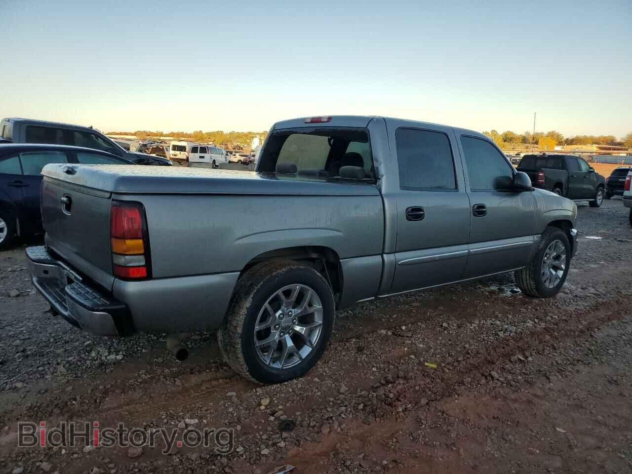 2007 GMC SIERRA - VIN: 2GTEC13V571127979 - Фото 3