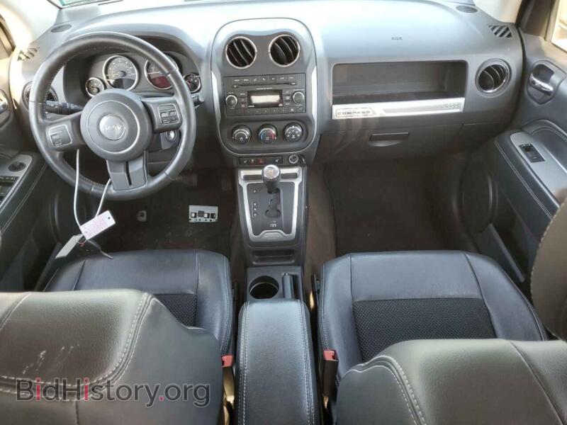 2014 Jeep COMPASS (VIN 1C4NJDEB2ED734868) — photo 8 of 13