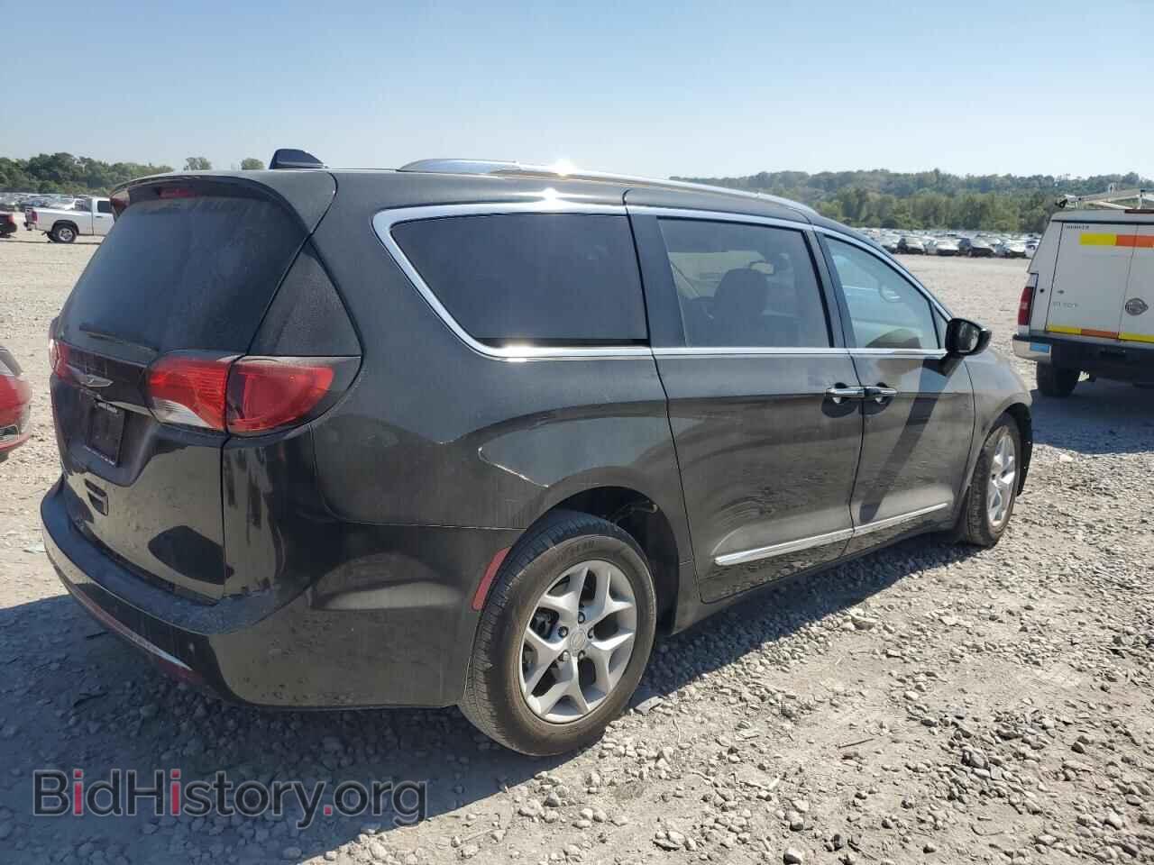 2017 CHRYSLER PACIFICA - VIN: 2C4RC1EG2HR577172 - Фото 3