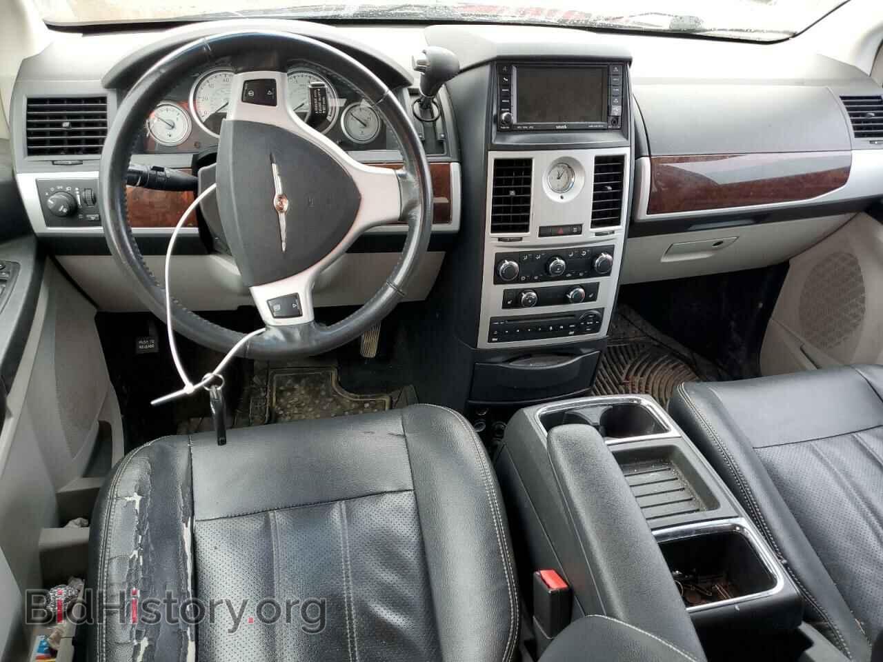 2010 CHRYSLER MINIVAN - VIN: 2A4RR8D1XAR392453 - Photo 8