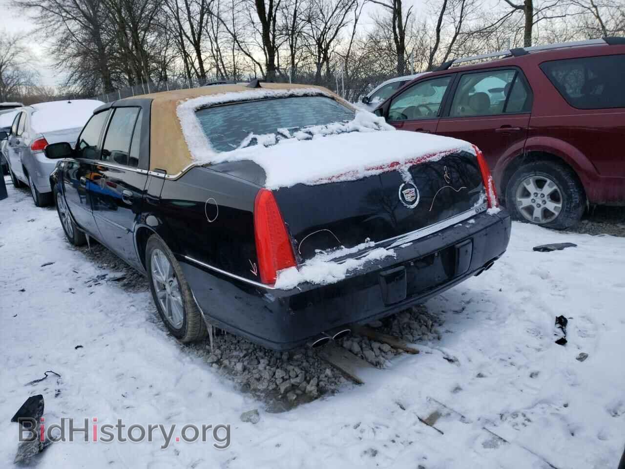 2011 CADILLAC DTS - VIN: 1G6KH5E62BU103365 - Фото 2