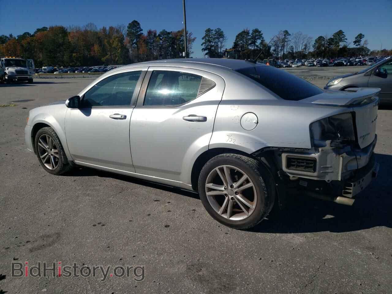2011 DODGE AVENGER - VIN: 1B3BD1FG6BN541455 - Фото 2