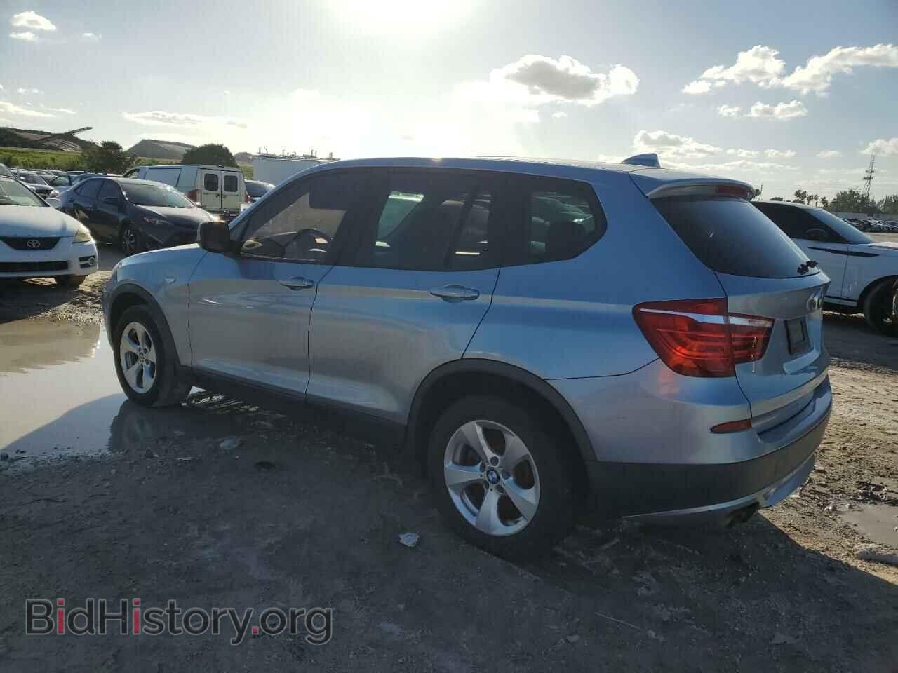 2011 BMW X3 - VIN: 5UXWX5C53BL704879 - Фото 2