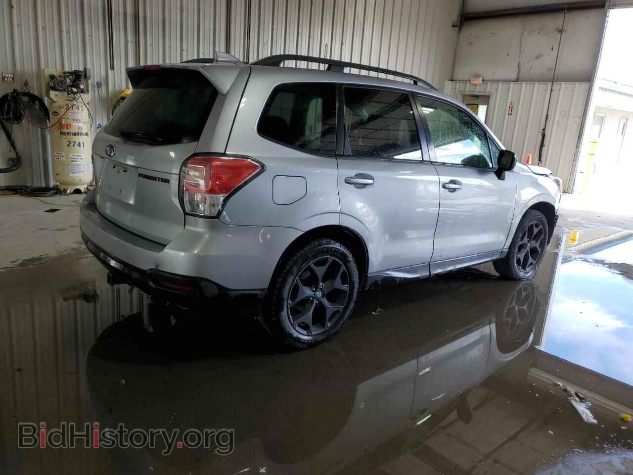 2018 SUBARU FORESTER - VIN: JF2SJAEC9JH472295 - Фото 3