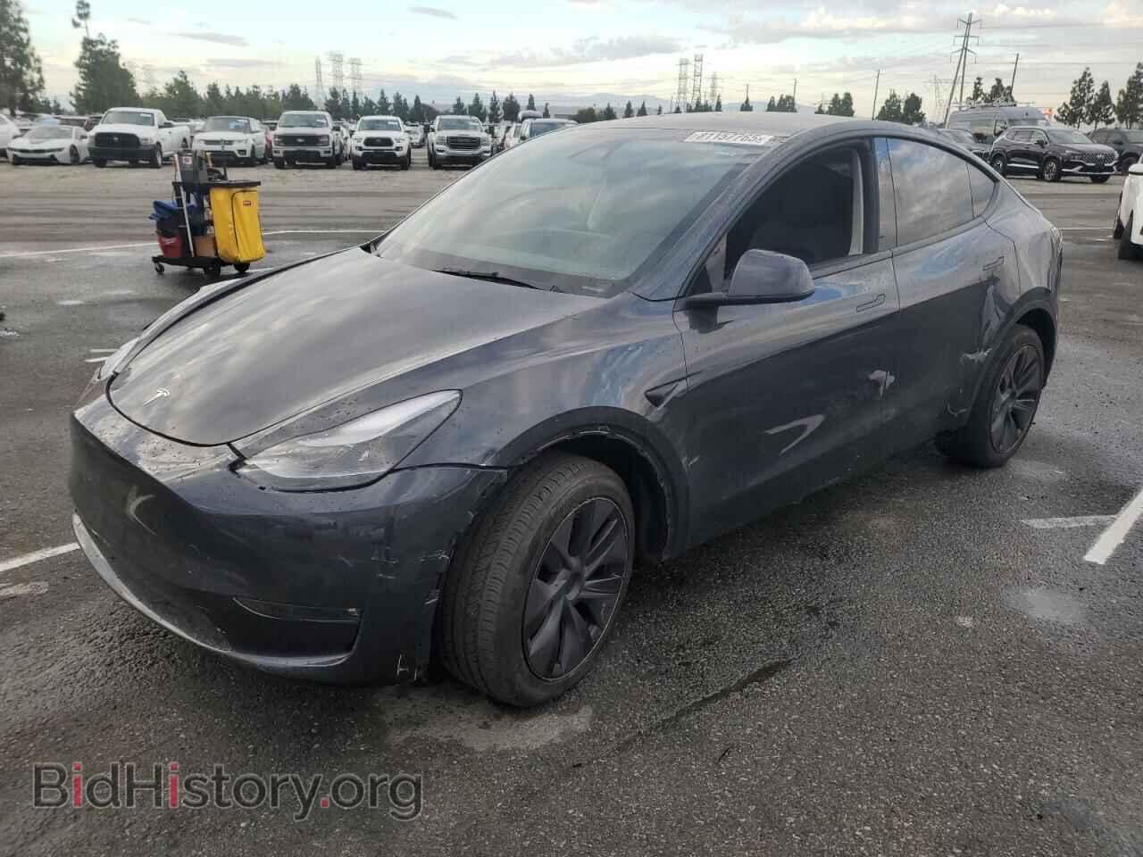 Фотография 7SAYGDEEXSF291530 - TESLA MODEL Y 2025