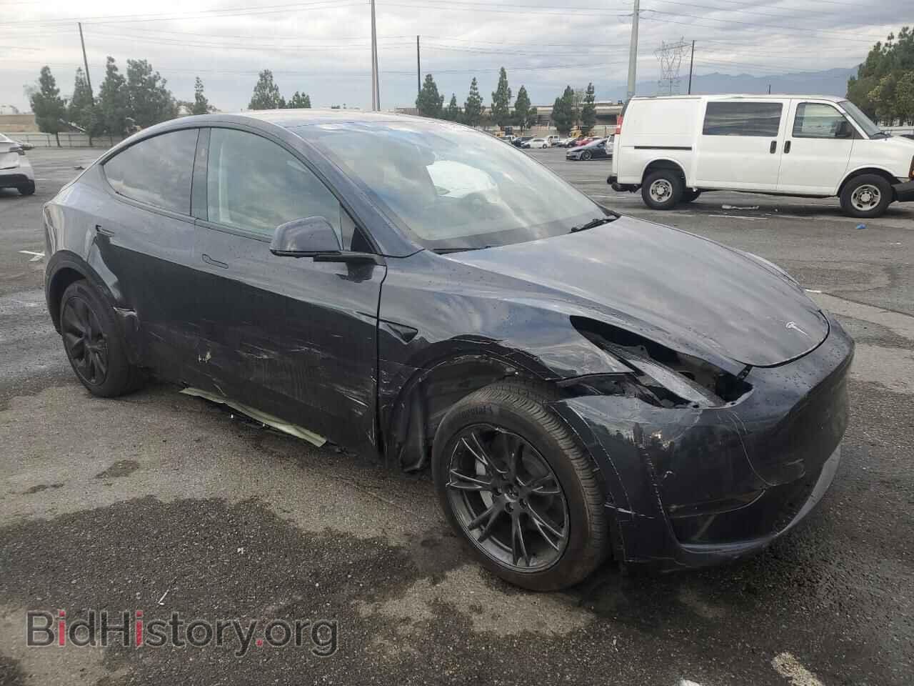 2025 TESLA MODEL Y - VIN: 7SAYGDEEXSF291530 - Фото 4