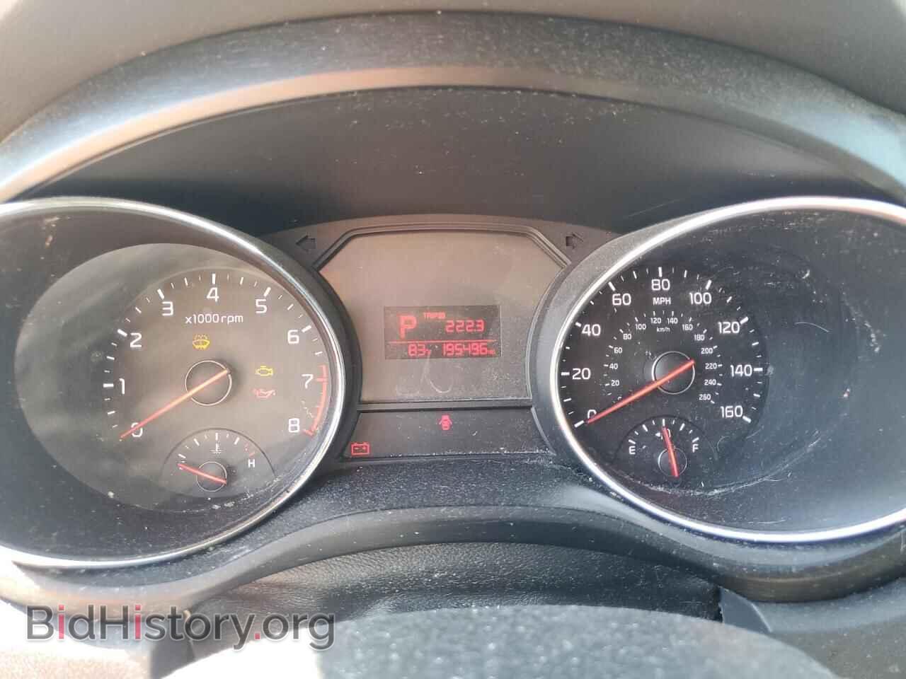 2017 KIA All Models - VIN: KNDMB5C19H6221439 - Фото 9