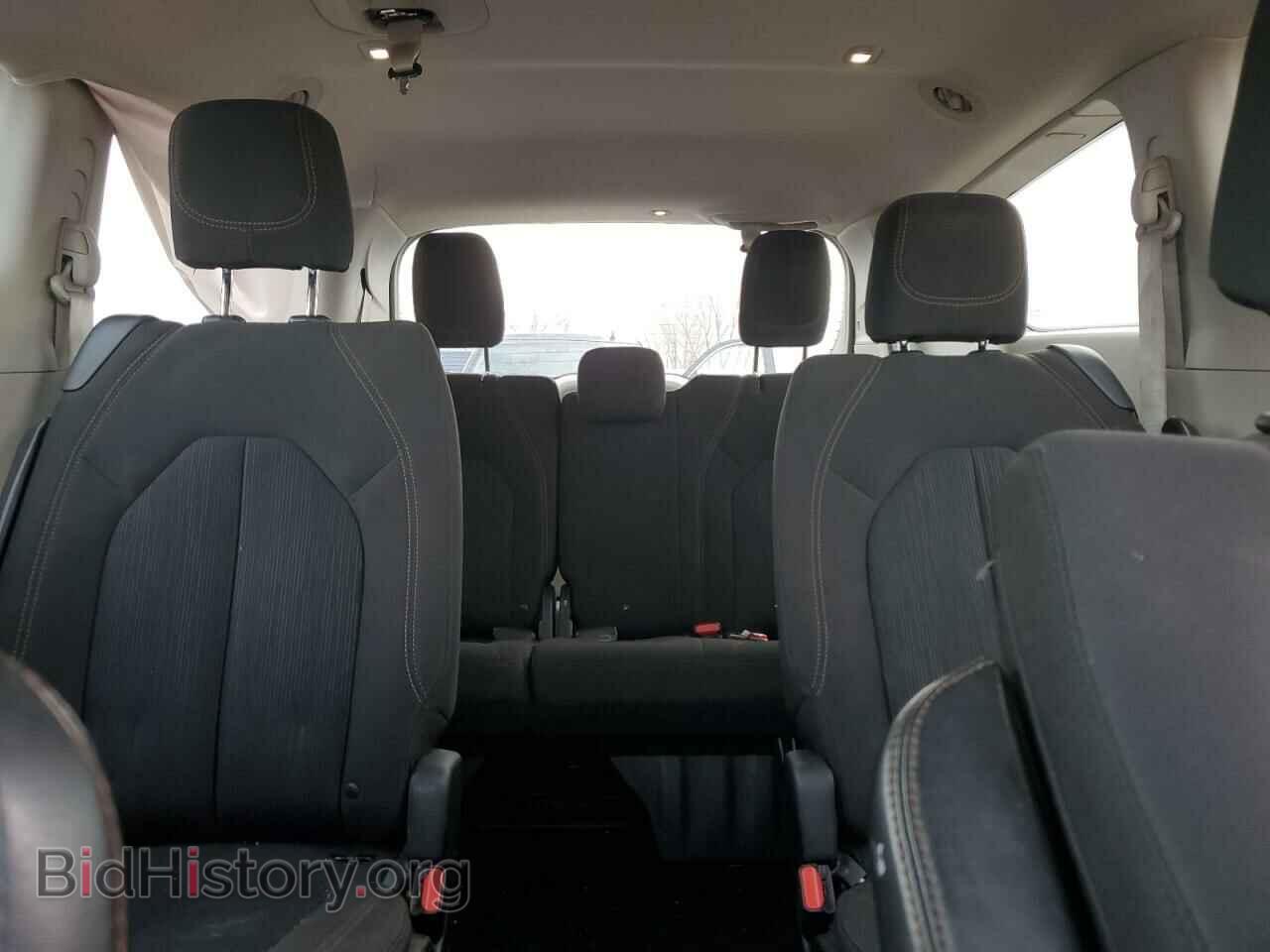 2017 CHRYSLER PACIFICA - VIN: 2C4RC1DGXHR532160 - Photo 10