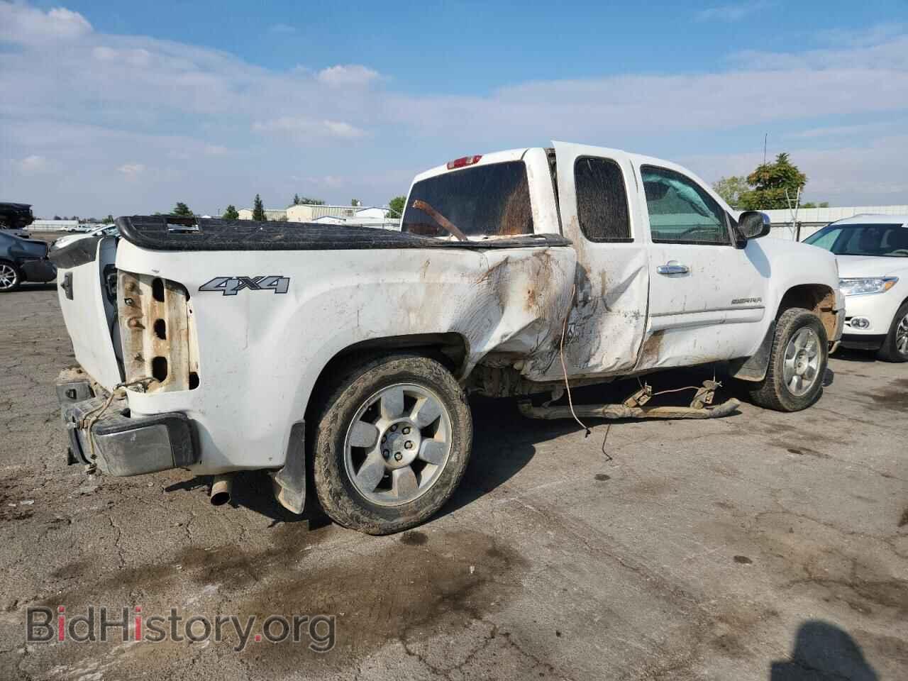 2011 GMC SIERRA - VIN: 1GTR2VE32BZ220109 - Фото 3