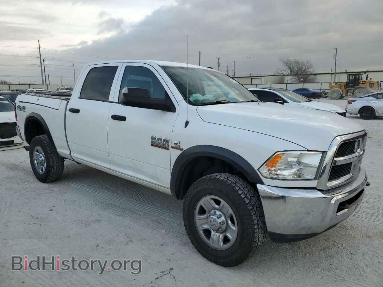 2017 RAM All Models - VIN: 3C6UR5CL2HG658265 - Photo 4
