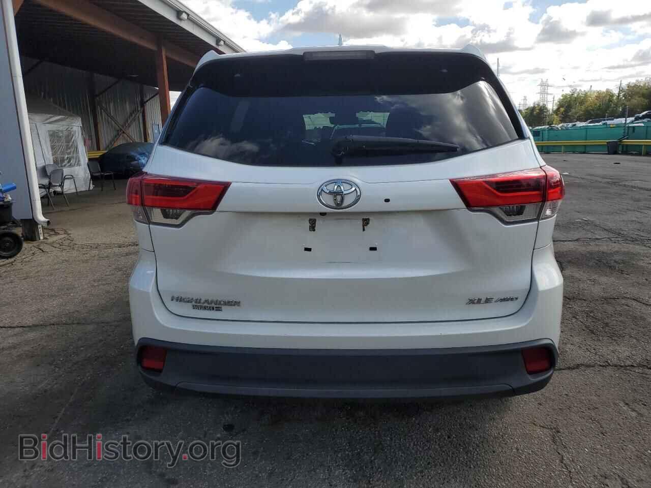 2017 TOYOTA HIGHLANDER - VIN: 5TDJZRFH2HS462192 - Фото 6