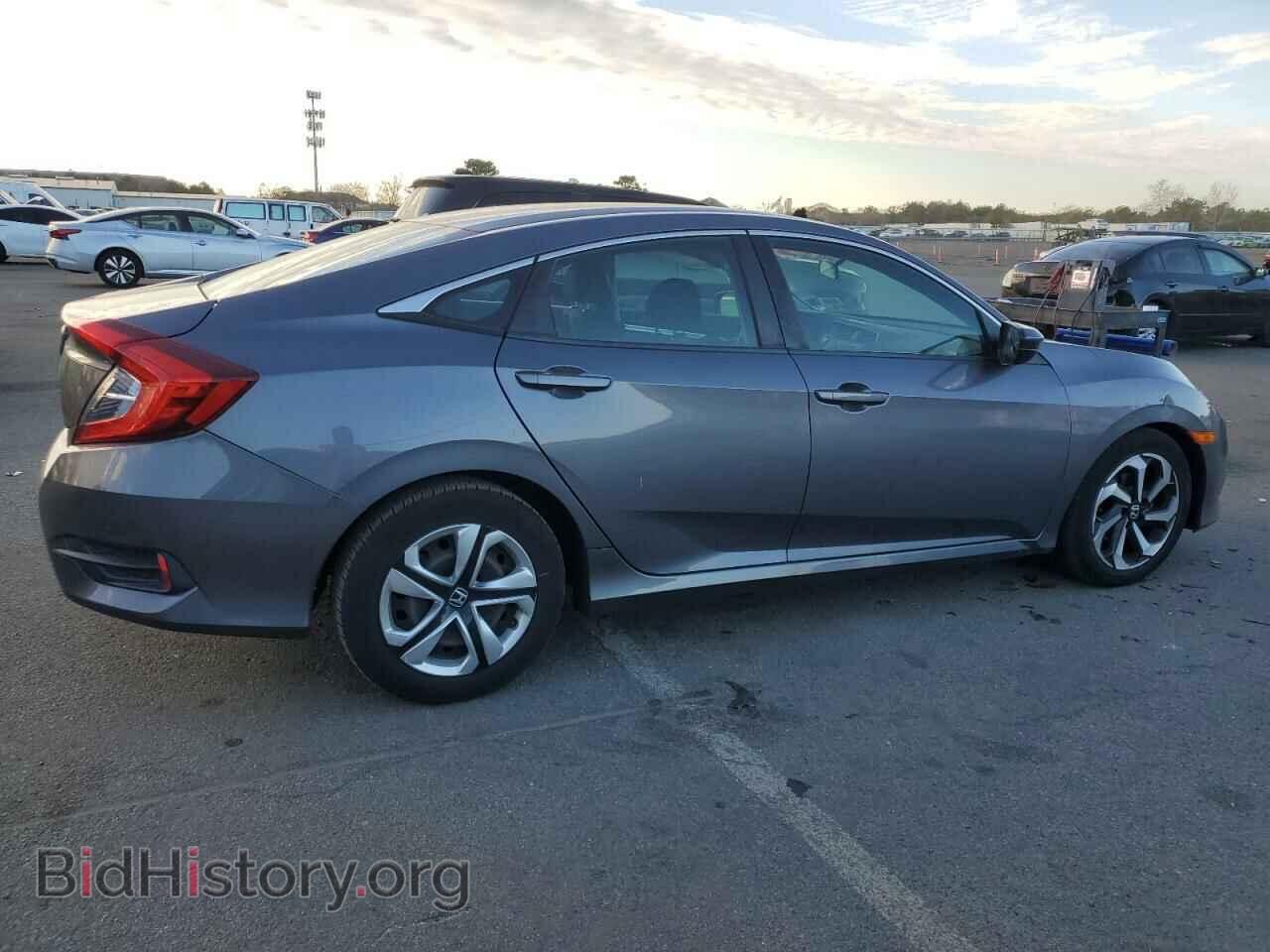 2018 HONDA CIVIC - VIN: 2HGFC2F59JH513570 - Фото 3