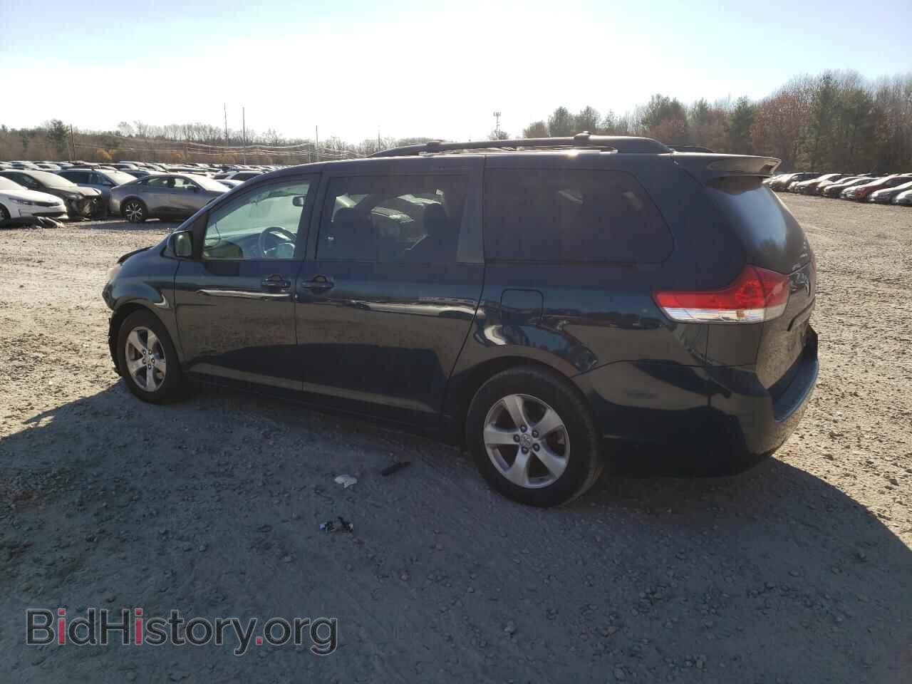 2011 TOYOTA All Models - VIN: 5TDKK3DC1BS004213 - Фото 2