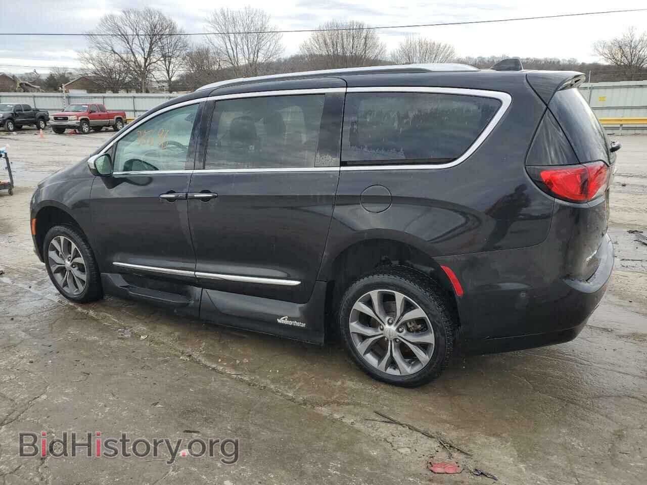 2017 CHRYSLER PACIFICA - VIN: 2C4RC1GG2HR763985 - Фото 2