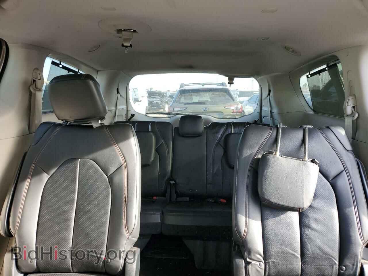 2017 CHRYSLER PACIFICA - VIN: 2C4RC1EGXHR555985 - Фото 10