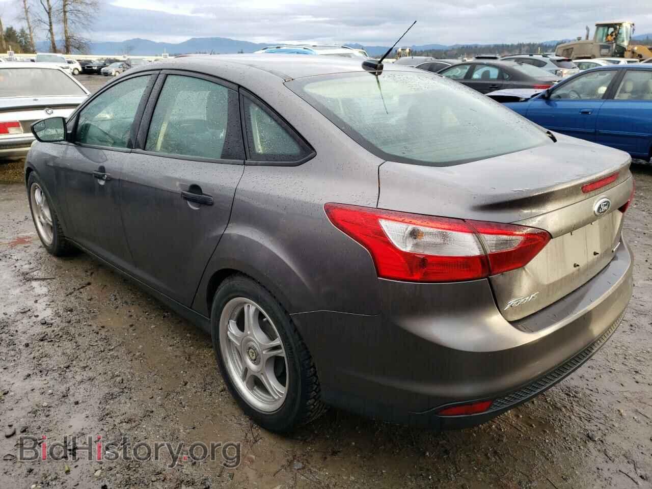 2013 FORD FOCUS - VIN: 1FADP3E29DL186852 - Фото 2