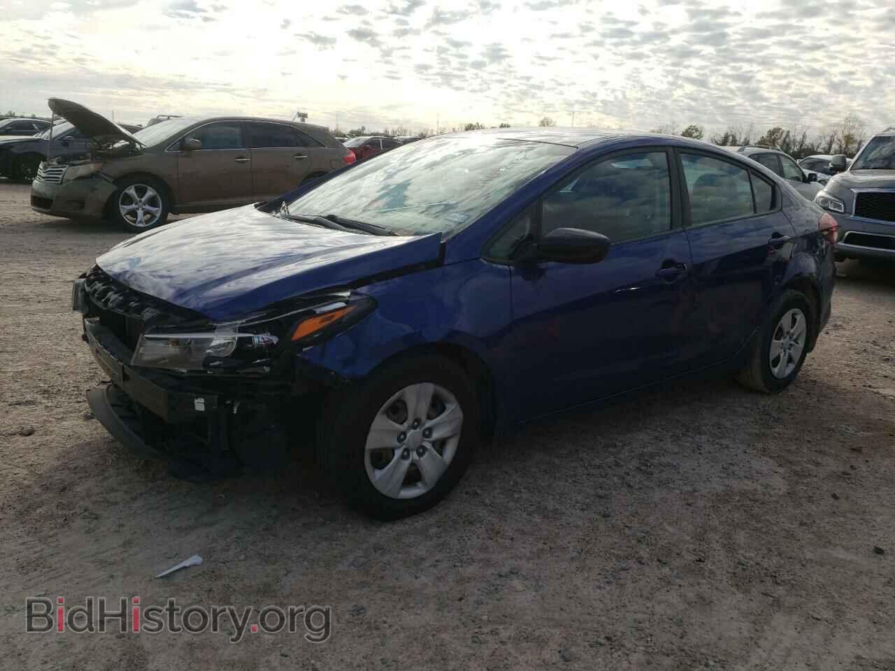 Фотография 3KPFK4A7XHE135593 - KIA FORTE 2017