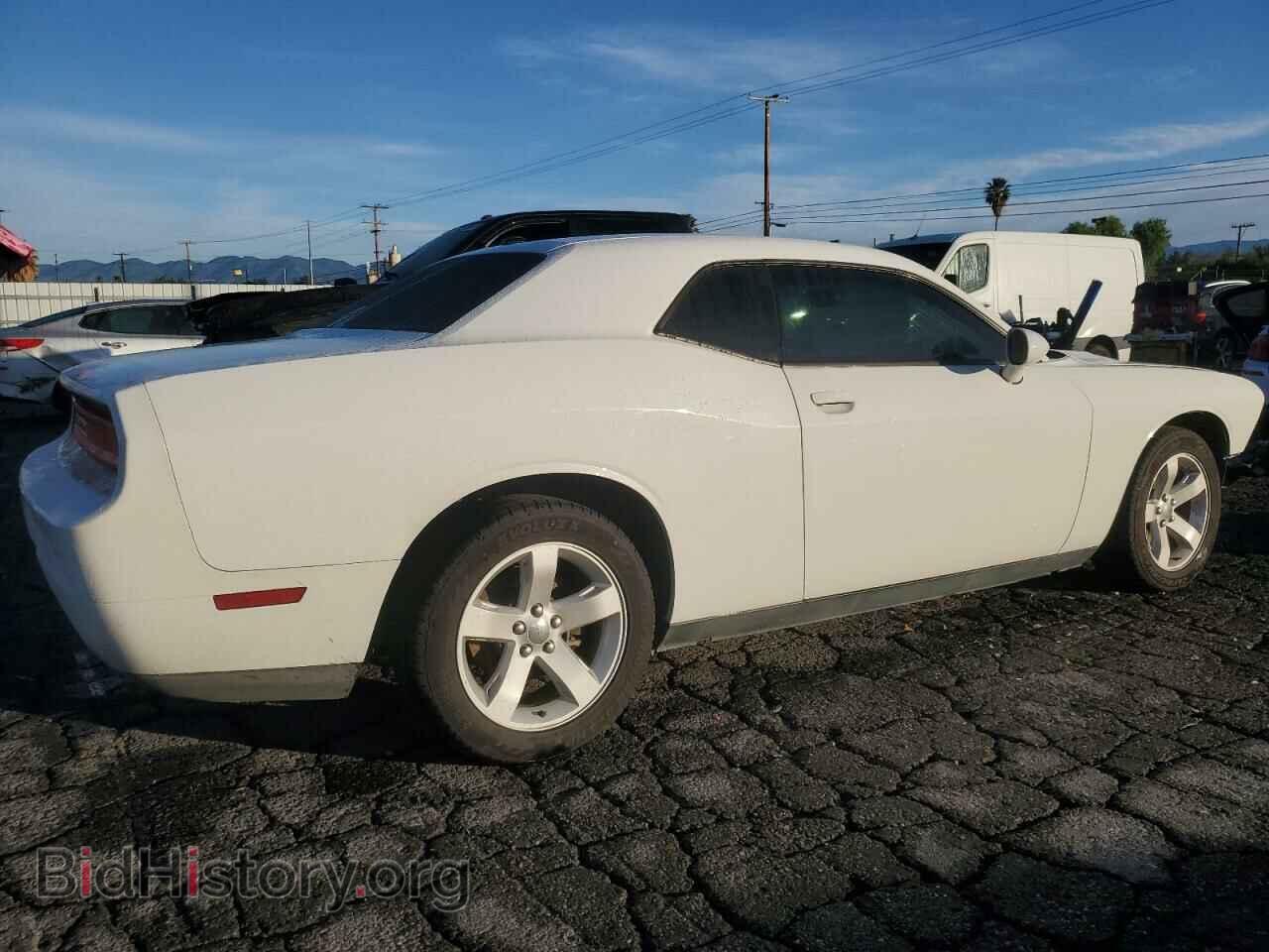 2014 DODGE CHALLENGER - VIN: 2C3CDYAG5EH285877 - Фото 3