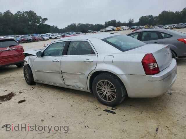 2010 CHRYSLER 300 - VIN: 2C3CA5CV5AH306790 - Фото 2