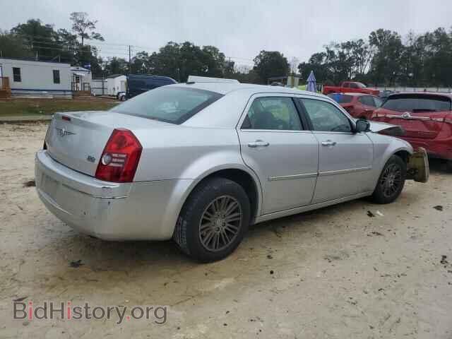2010 CHRYSLER 300 - VIN: 2C3CA5CV5AH306790 - Фото 3