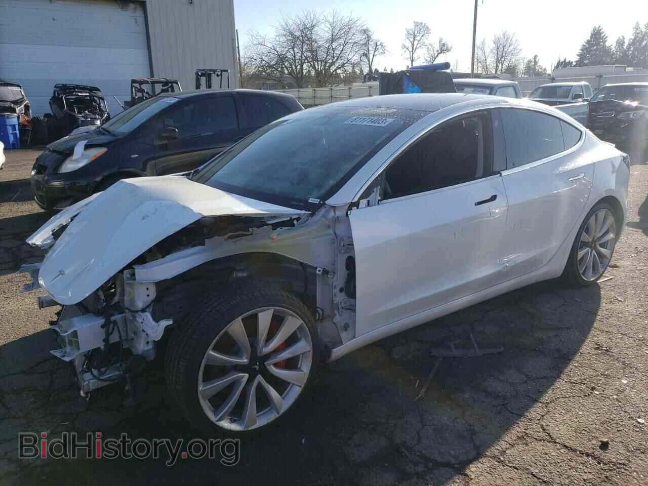 Фотография 5YJ3E1EBXKF425664 - TESLA MODEL 3 2019
