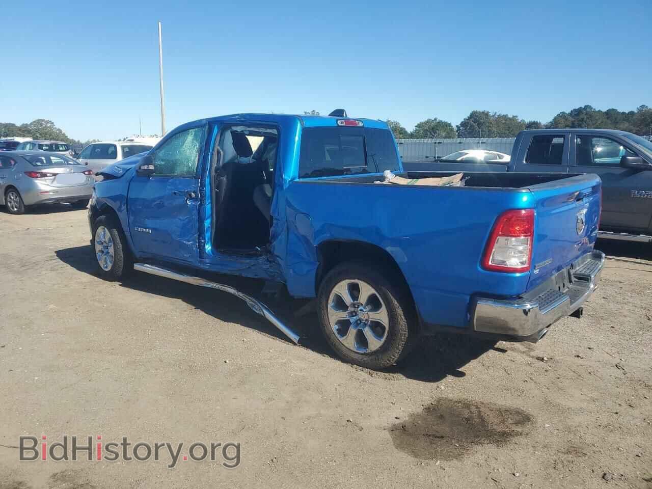 2021 RAM 1500 - VIN: 1C6SRFFT2MN692717 - Фото 2