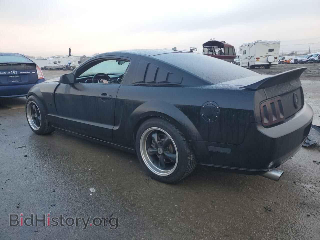 2008 FORD MUSTANG - VIN: 1ZVHT82H385128238 - Фото 2