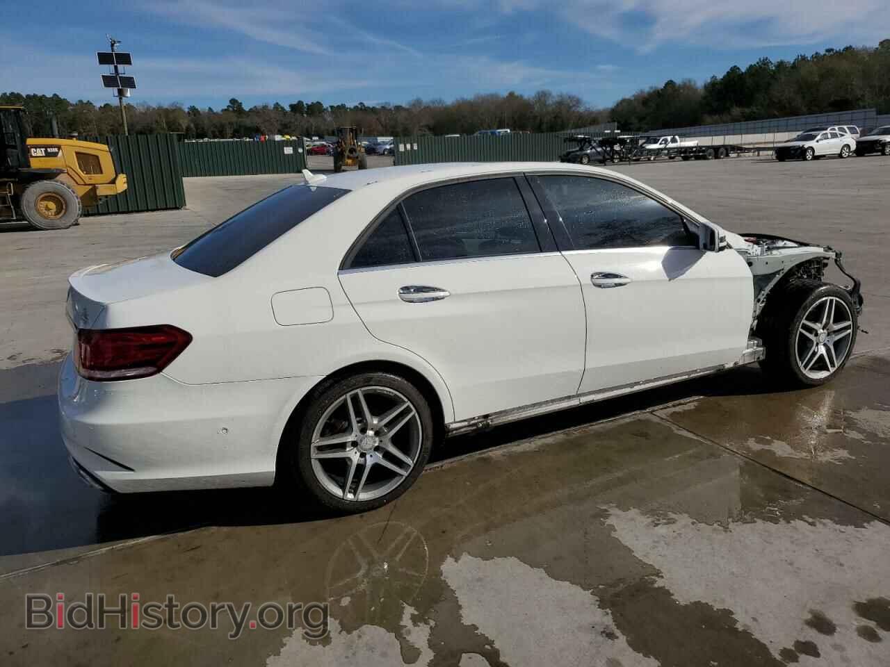 2015 MERCEDES-BENZ E-CLASS - VIN: WDDHF6FB3FB146442 - Фото 3