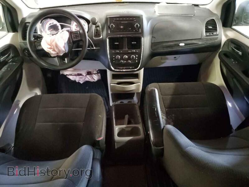 2013 Dodge CARAVAN (VIN 2C4RDGBG9DR616757) — photo 8 of 13