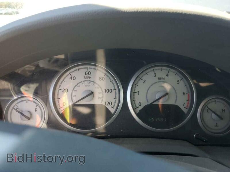 2010 Chrysler MINIVAN (VIN 2A4RR5D11AR192754) — photo 9 of 13