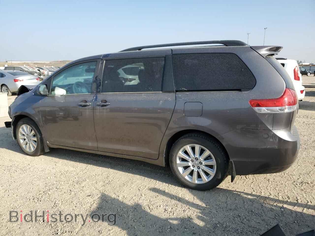 2011 TOYOTA All Models - VIN: 5TDJK3DC5BS024427 - Фото 2