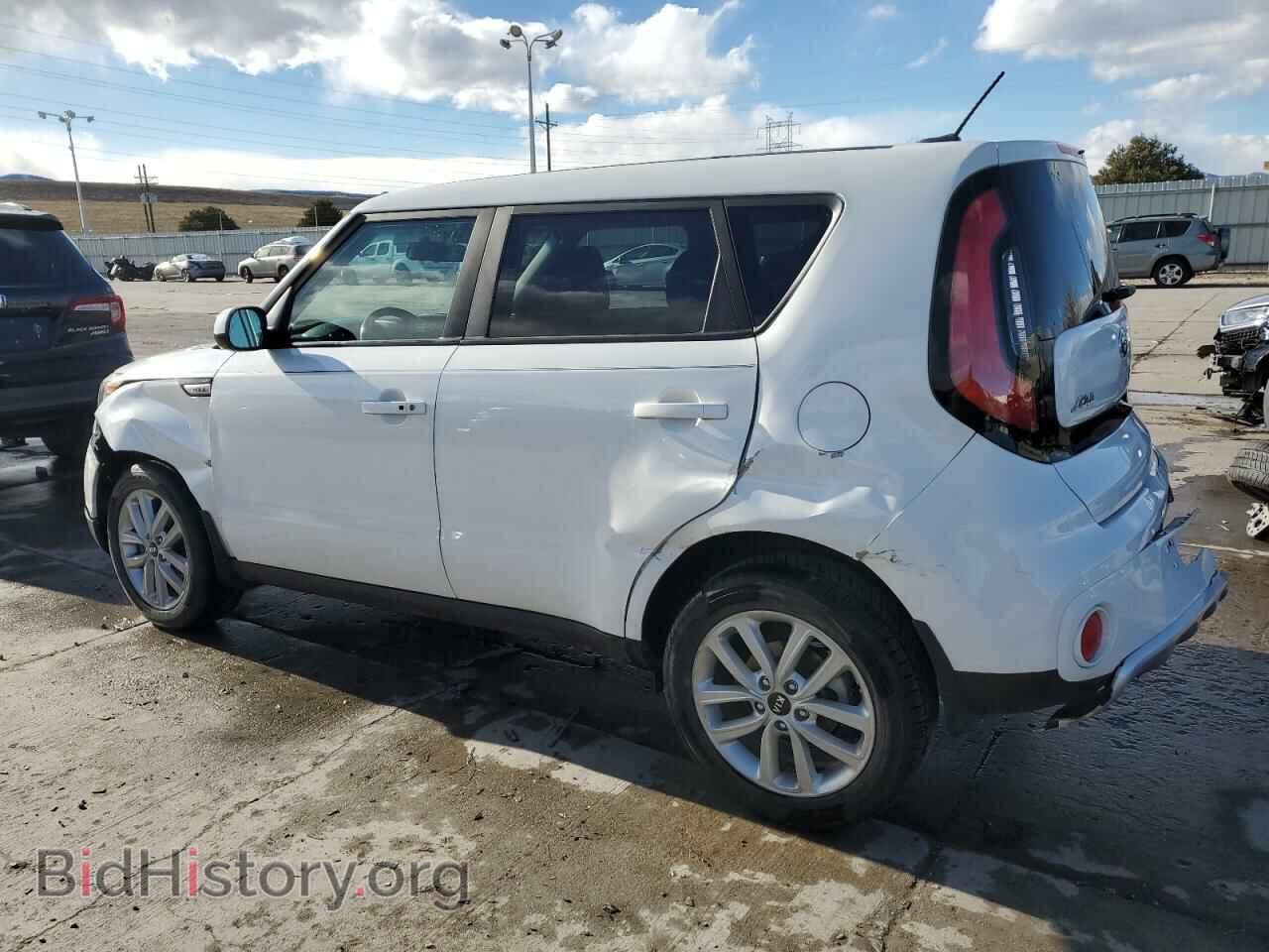2017 KIA SOUL - VIN: KNDJP3A51H7446866 - Фото 2