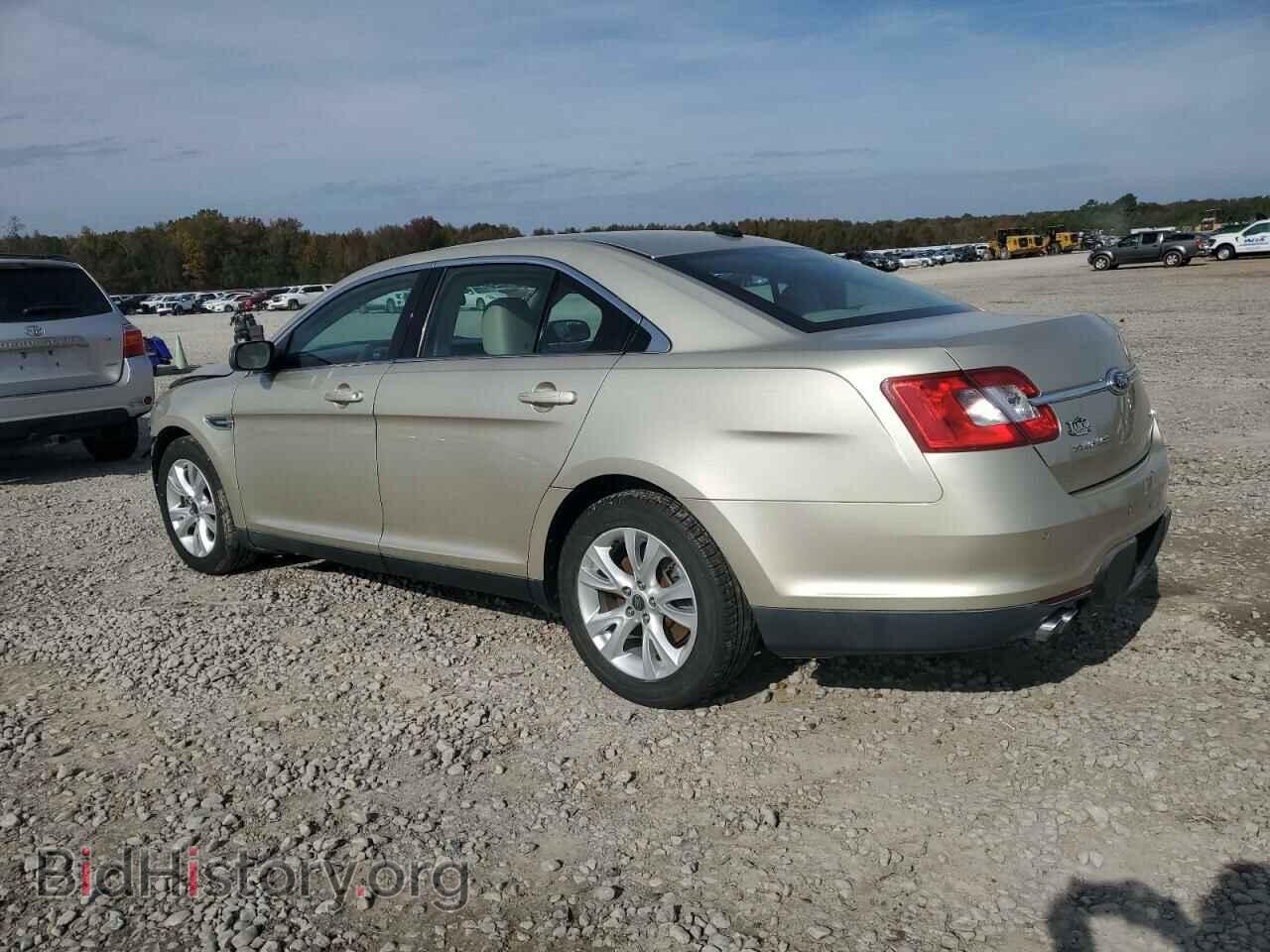 2011 FORD TAURUS - VIN: 1FAHP2EWXBG136322 - Фото 2