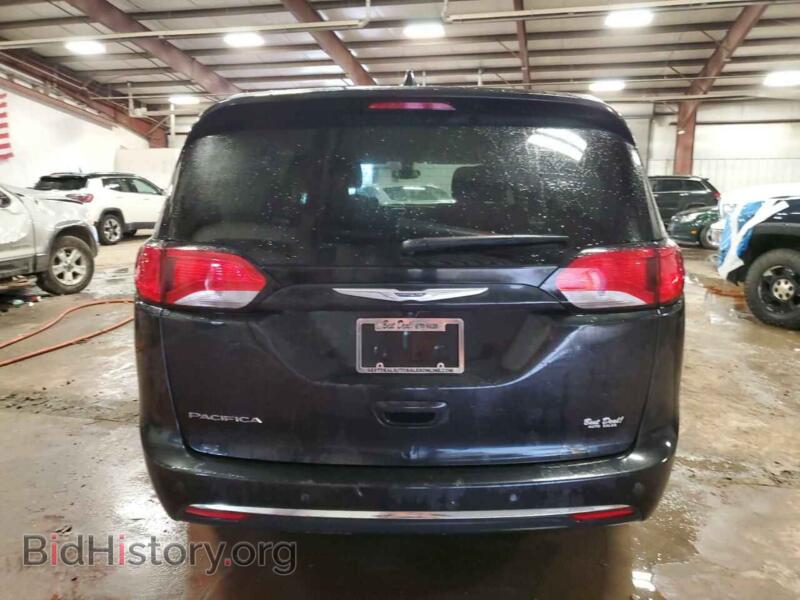 2020 Chrysler PACIFICA (VIN 2C4RC1FG6LR136832) — photo 6 of 13