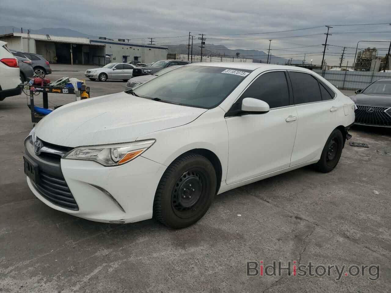 Photo 4T4BF1FK8GR538536 - TOYOTA CAMRY 2016