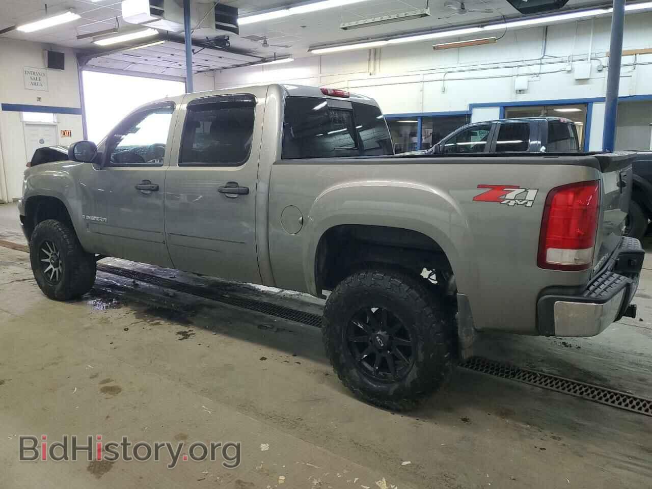 2008 GMC SIERRA - VIN: 2GTEK13M581236762 - Фото 2