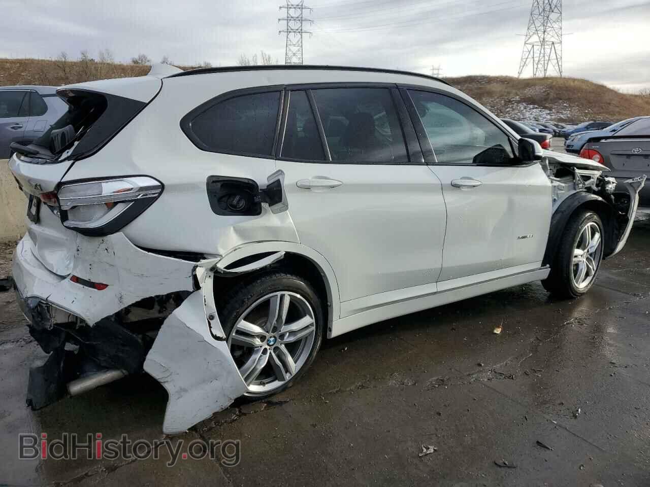 2017 BMW X1 - VIN: WBXHT3C31H5F76928 - Фото 3