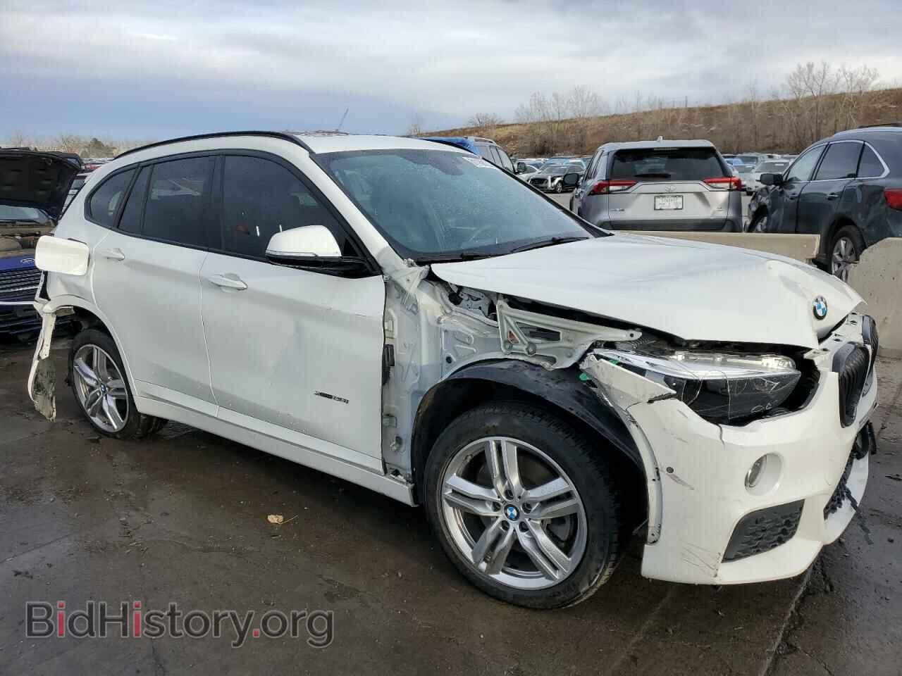 2017 BMW X1 - VIN: WBXHT3C31H5F76928 - Фото 4