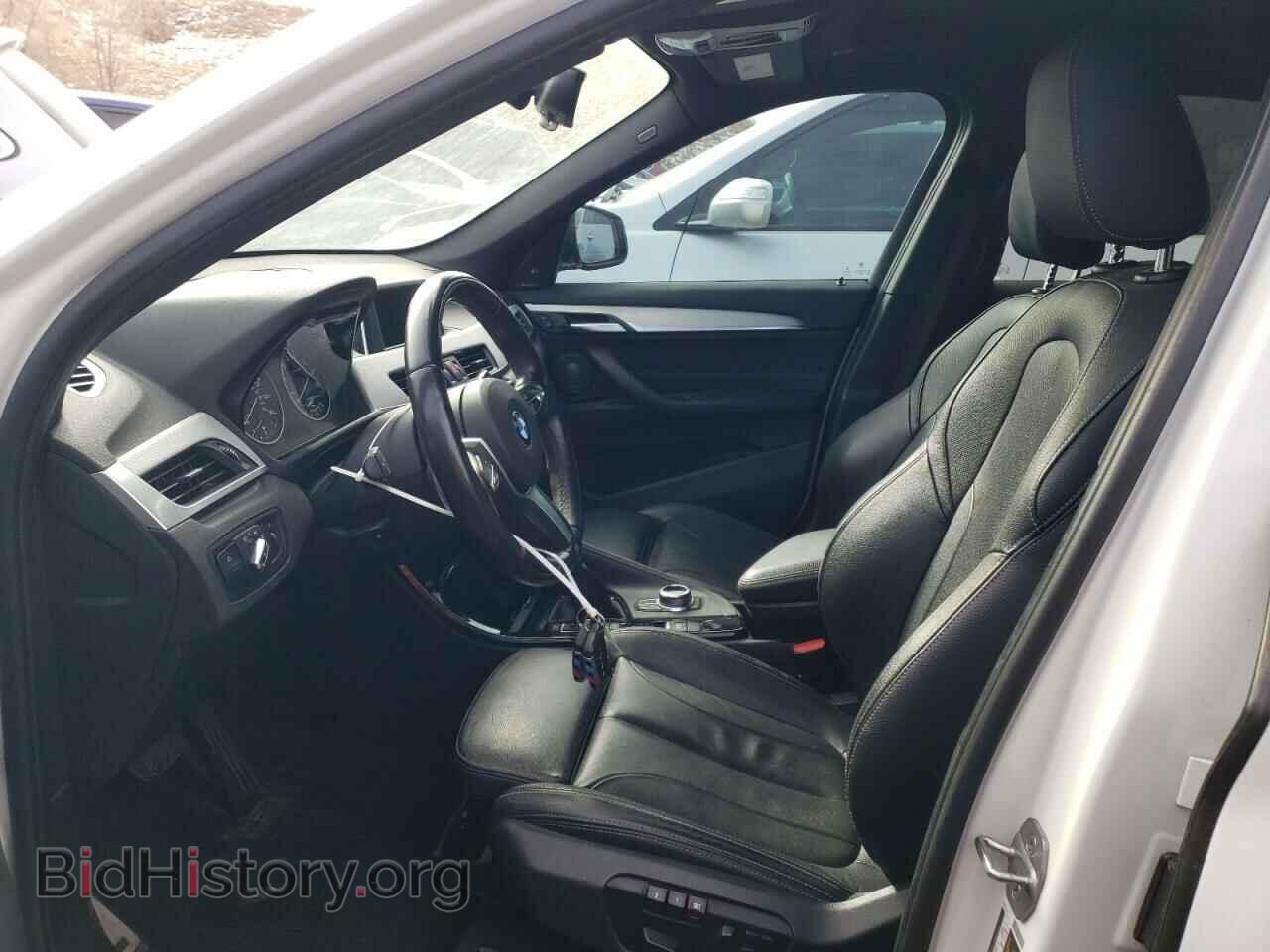 2017 BMW X1 - VIN: WBXHT3C31H5F76928 - Фото 7