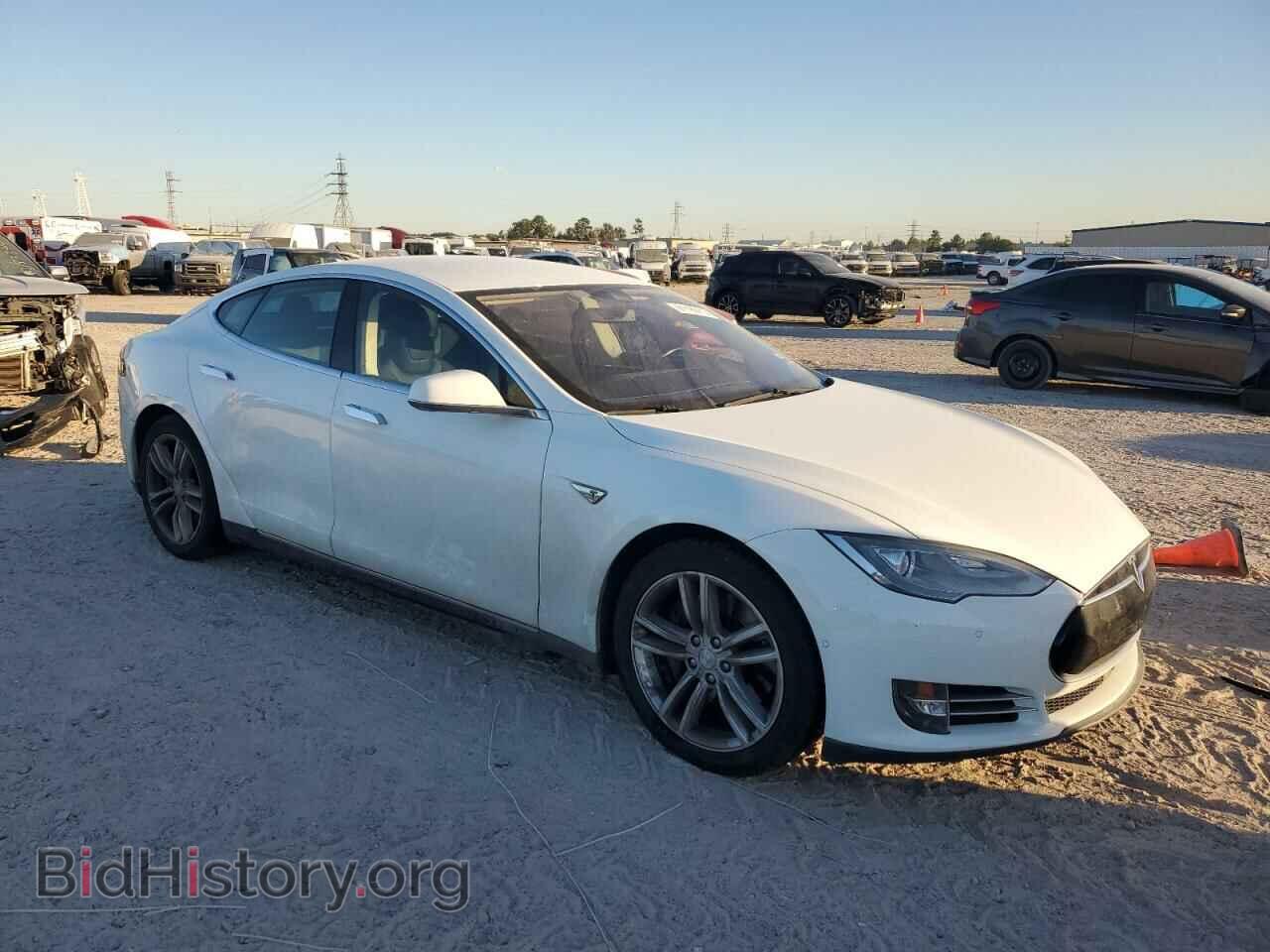 2016 TESLA MODEL S - VIN: 5YJSA1E19GF131582 - Фото 4
